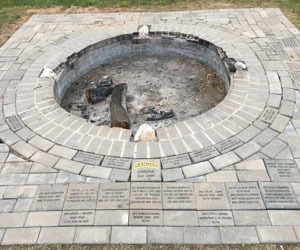 commemorative stone 1 pic